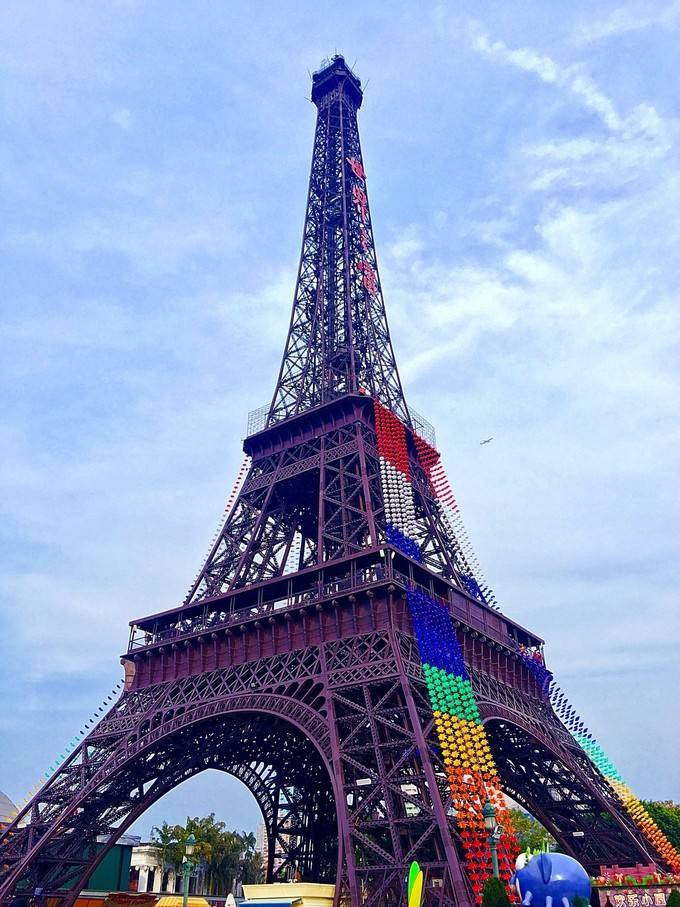 1.3.8，深圳世界之窗埃菲爾鐵塔仿塔.jpg